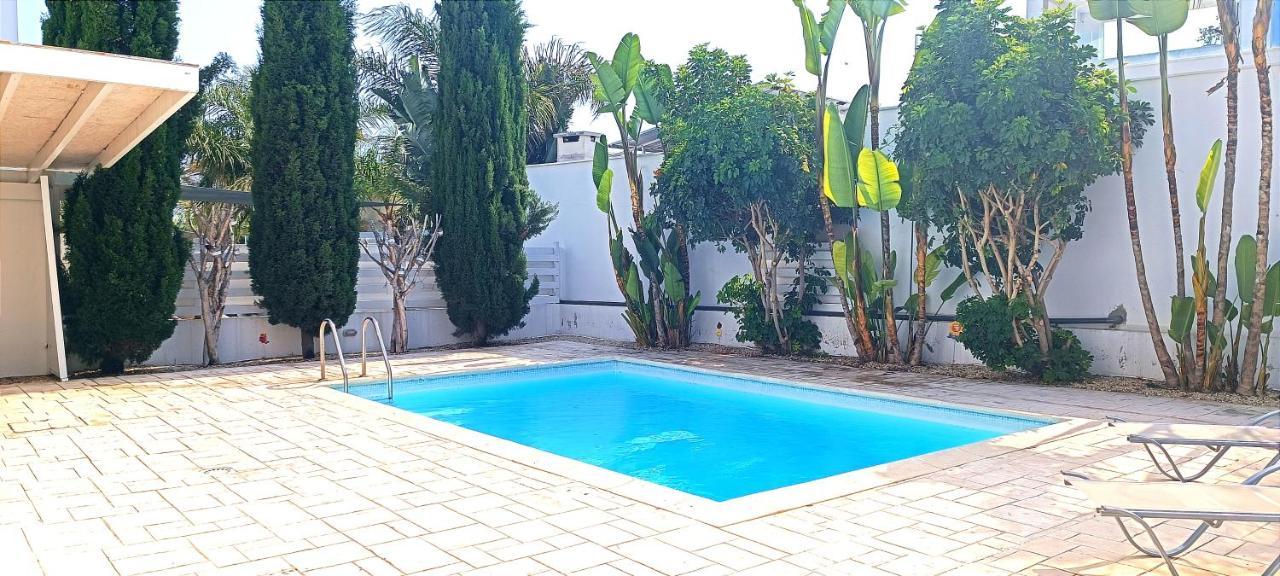 Colonial Villa 32 皮尔瓦利亚 外观 照片